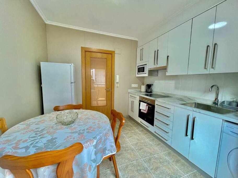 Ostadar Etxea Centrico Apartamento Reformado Бермео Екстериор снимка